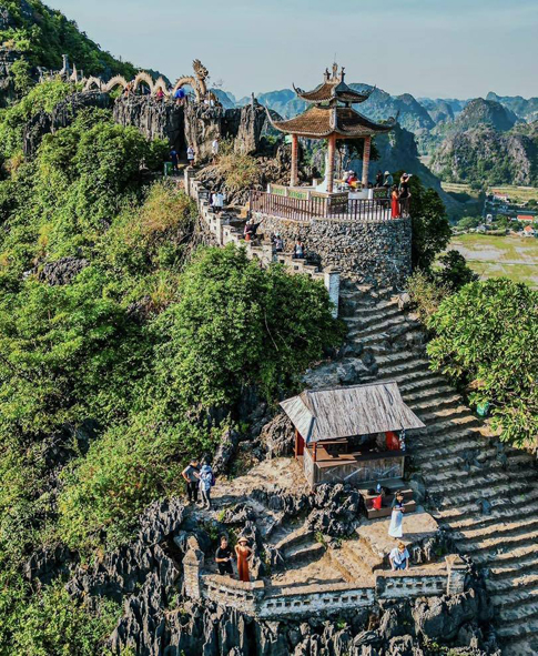 Tour Hà Nội - Bái đính - tràng an - hang múa 1 ngày